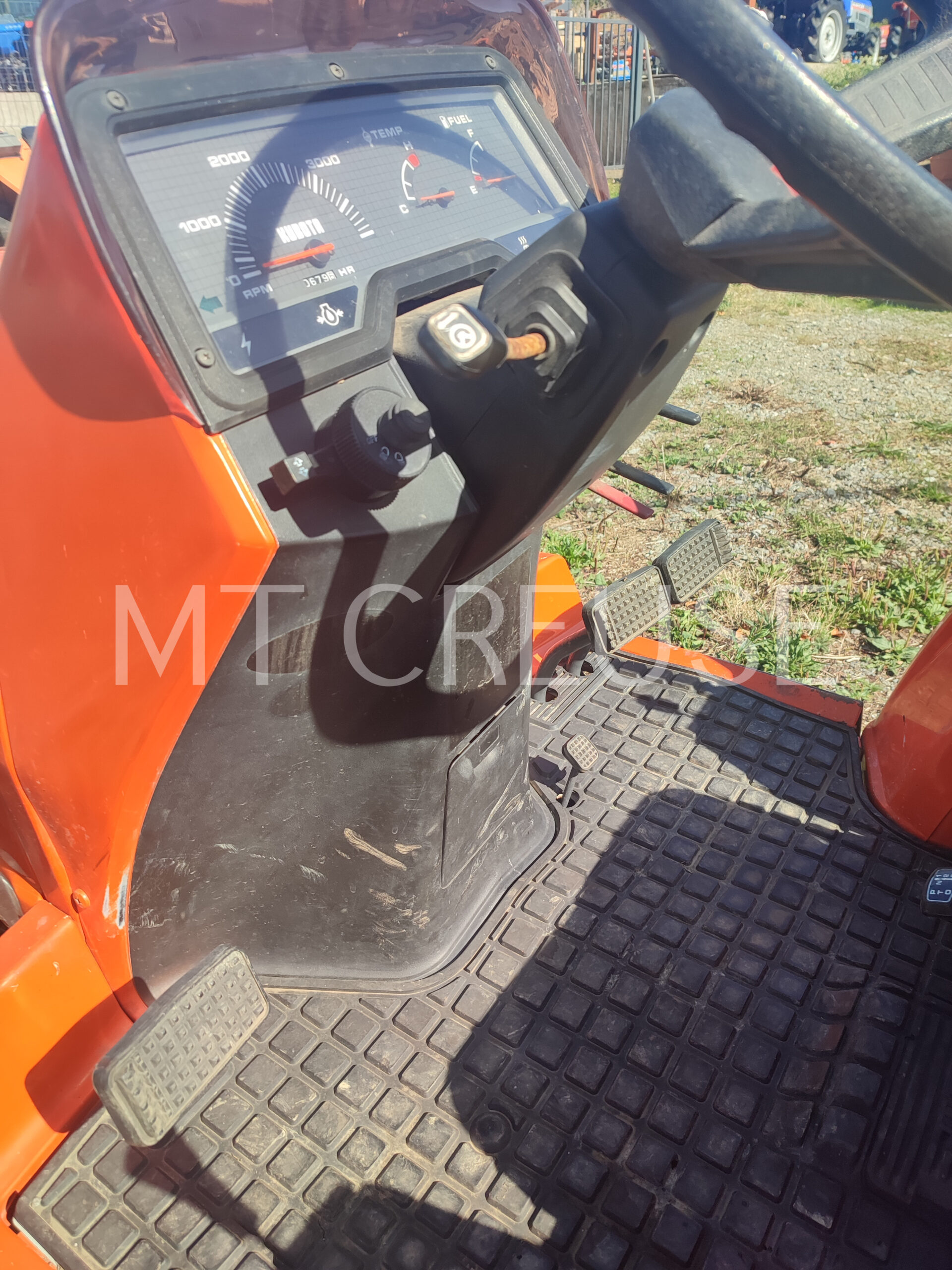 Kubota X20 (672h) (2602) – Image 11