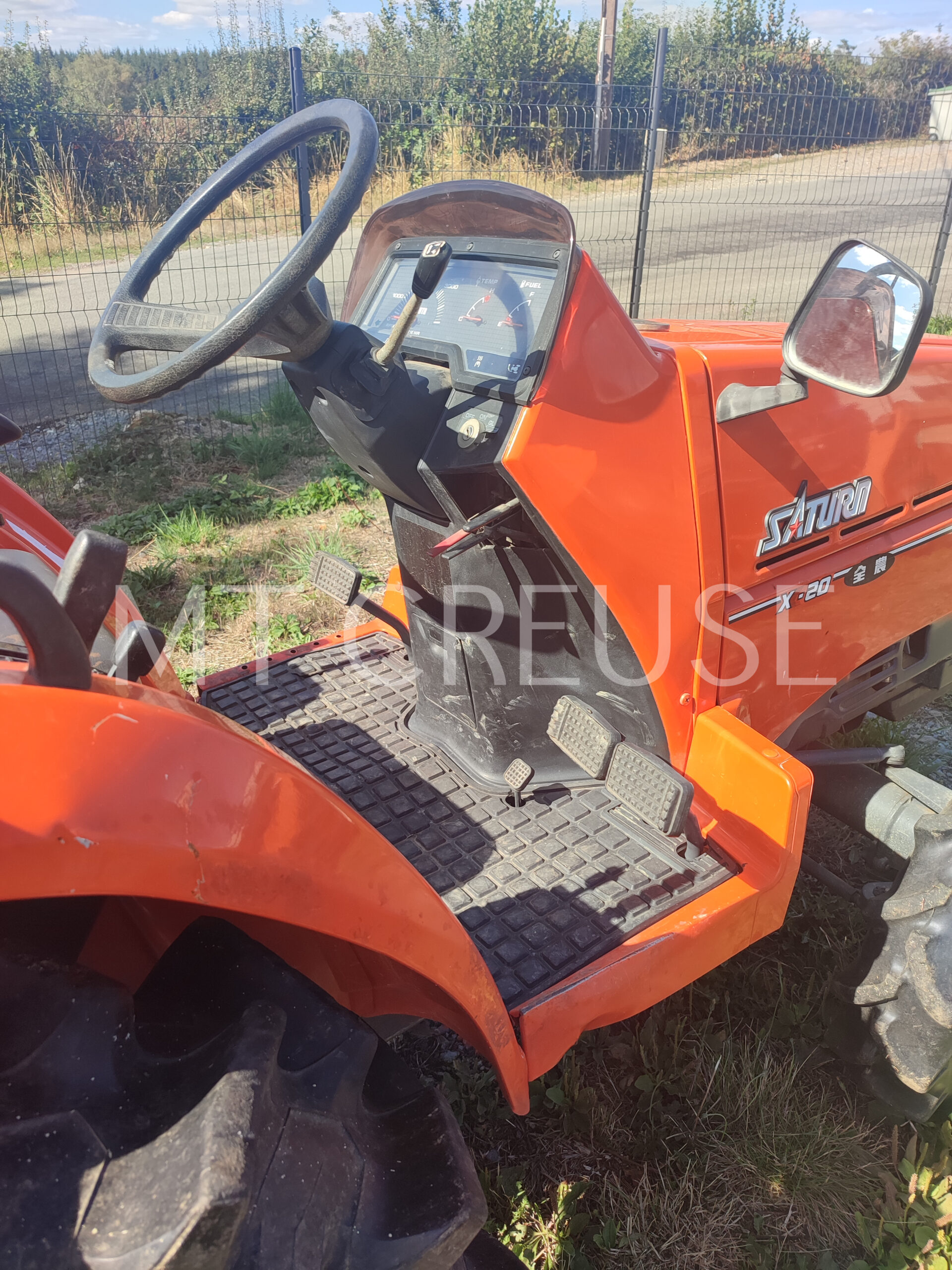Kubota X20 (672h) (2602) – Image 5