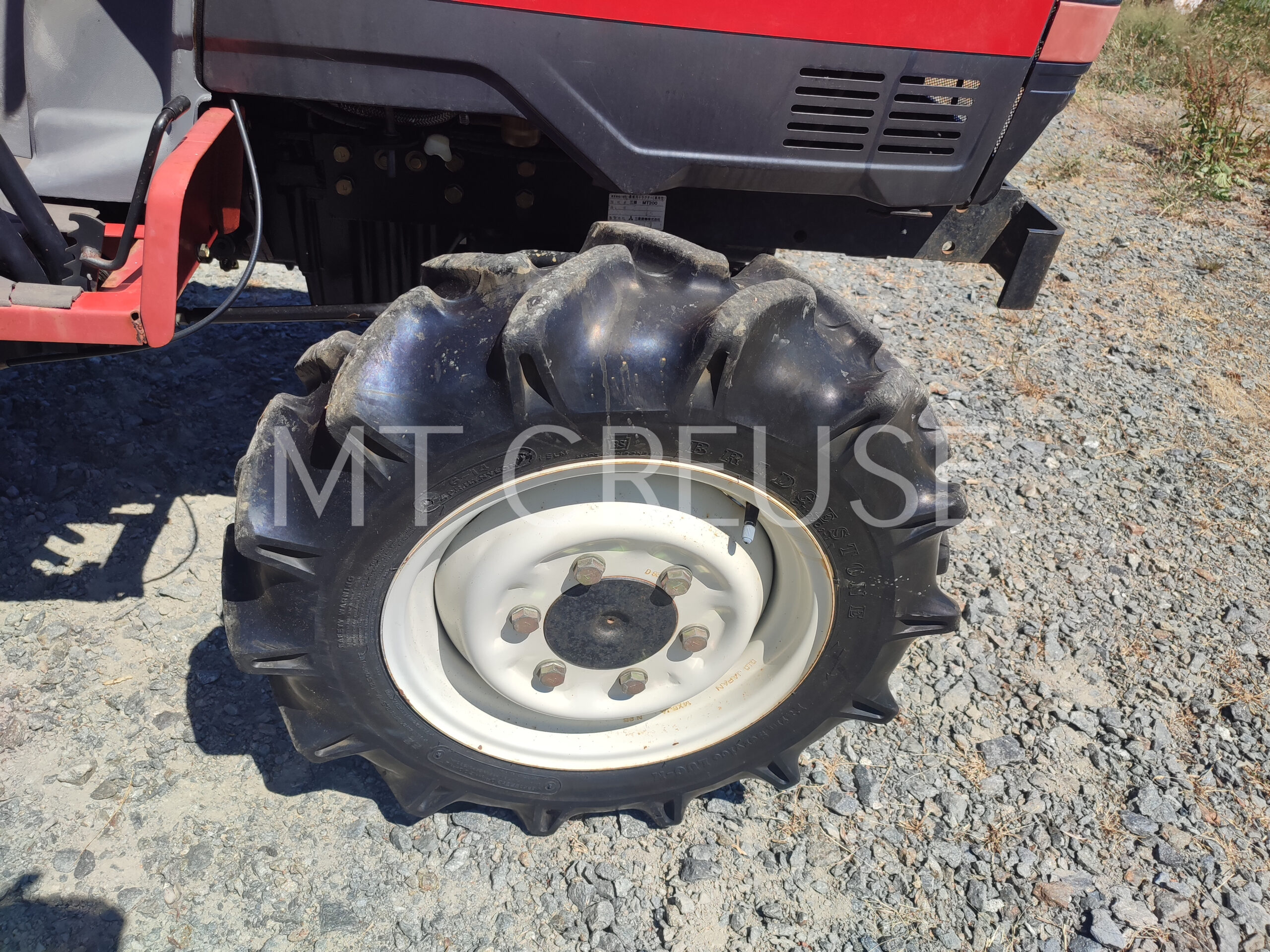 Mitsubishi MT200 D/A (485h) (2606) – Image 3