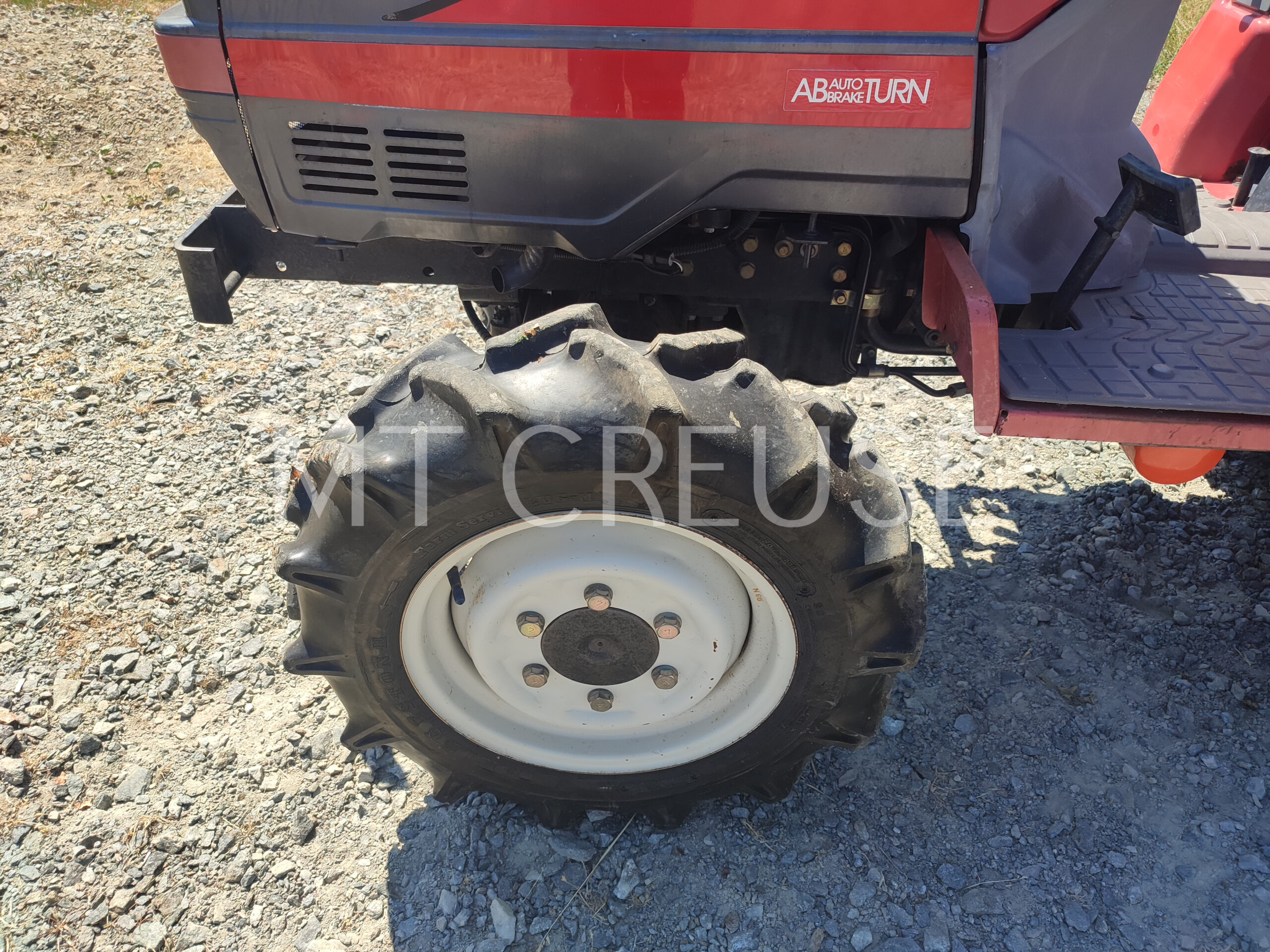 Mitsubishi MT200 D/A (485h) (2606) – Image 8